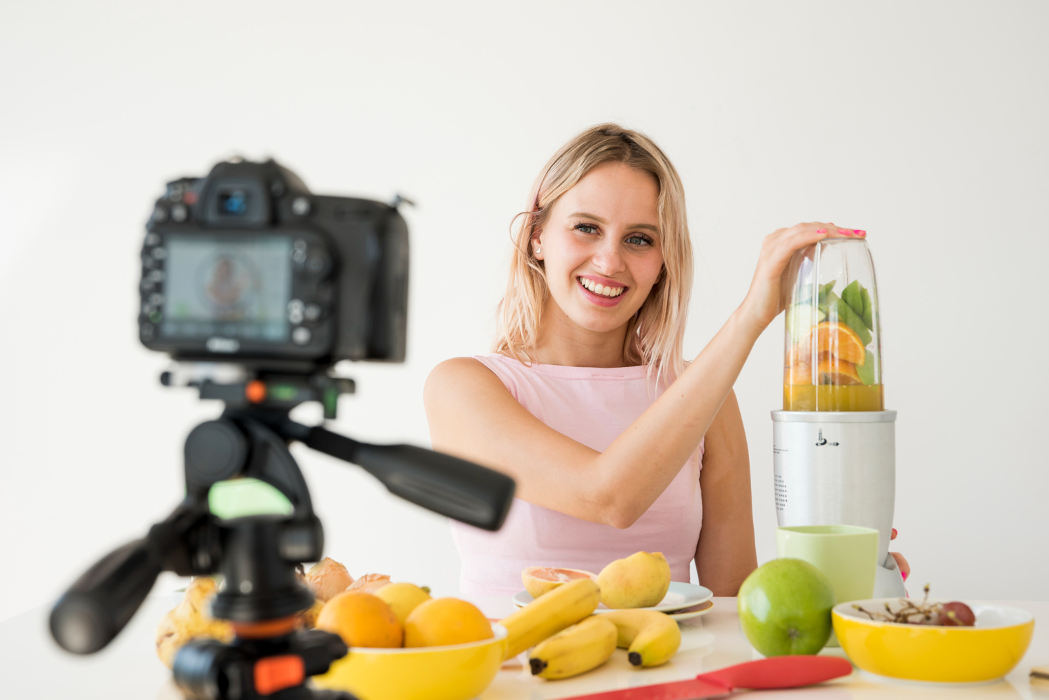 food bloggers to follow in 2026 trending recipe creators