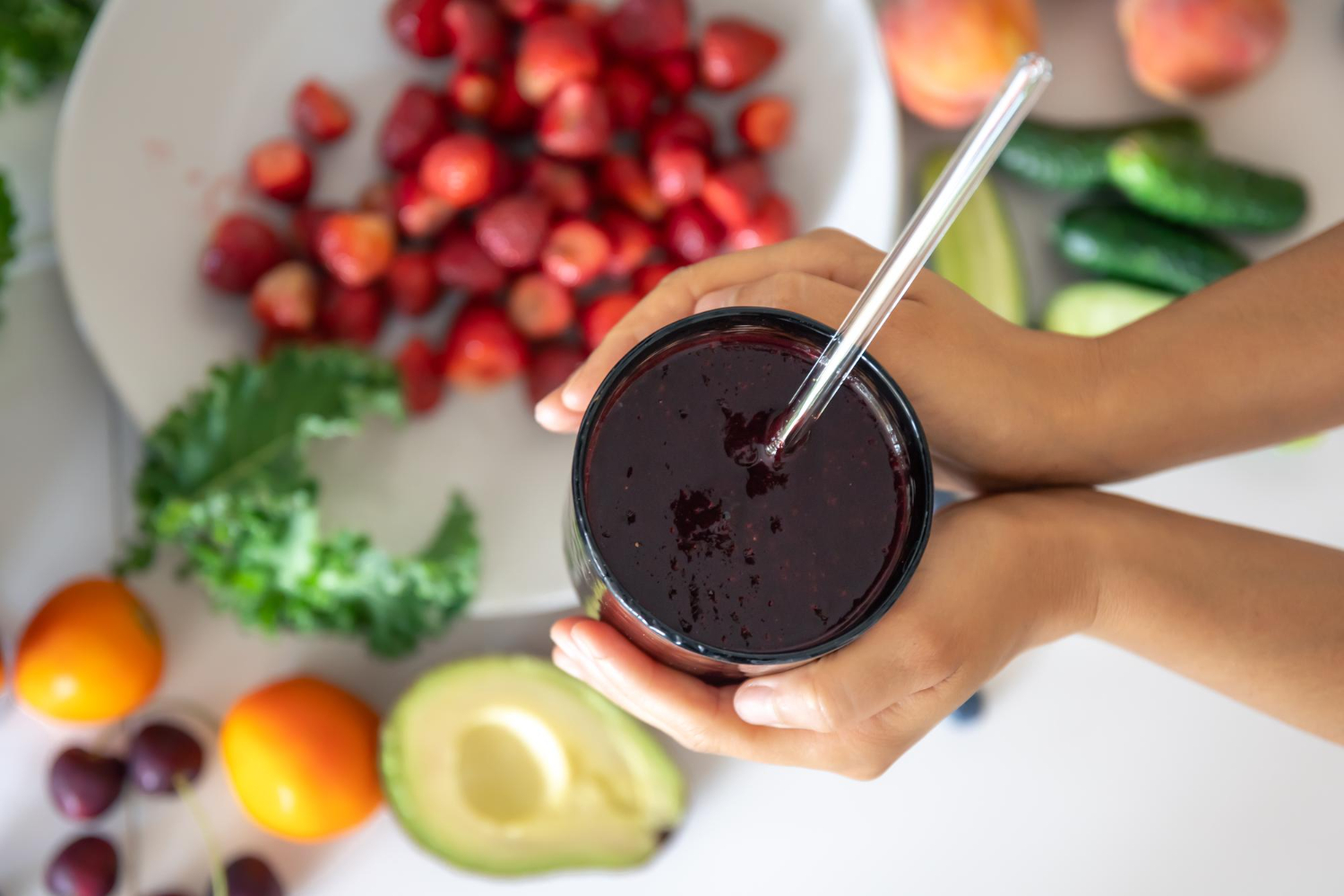 Healthy smoothie recipes for weight loss made with fresh fruits and vegetables