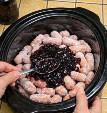 Firecracker Sausage Bites - Slow Cooker
