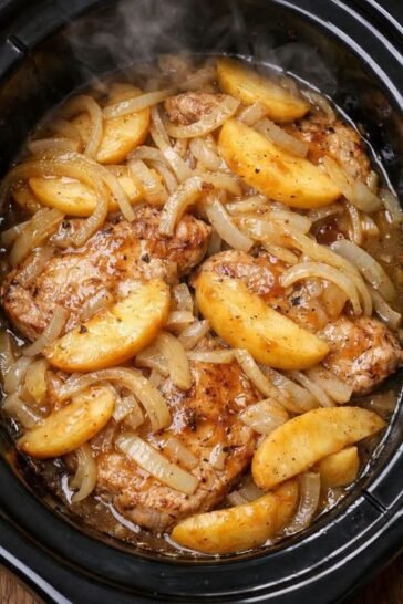 Slow Cooker Apple Onion Pork