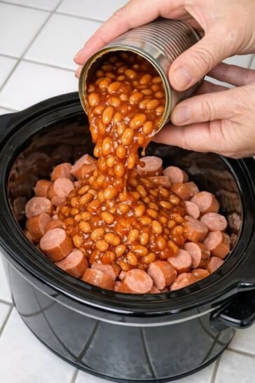 Slow Cooker Beanie Weenies
