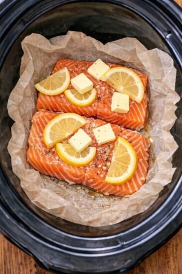 Slow Cooker Lemon Butter Salmon