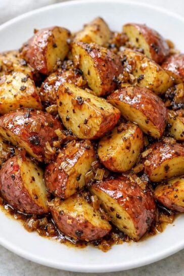 Slow Cooker Onion Butter Potatoes