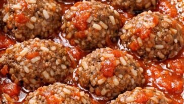 Slow Cooker Porcupine Meatballs