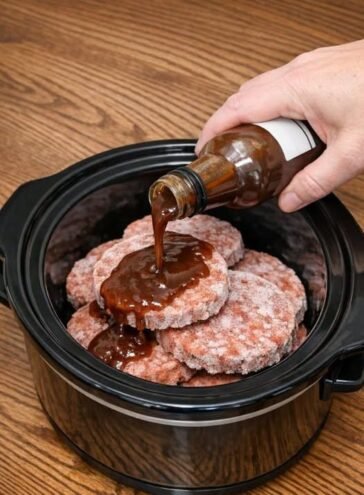Slow Cooker Steakhouse Burgers